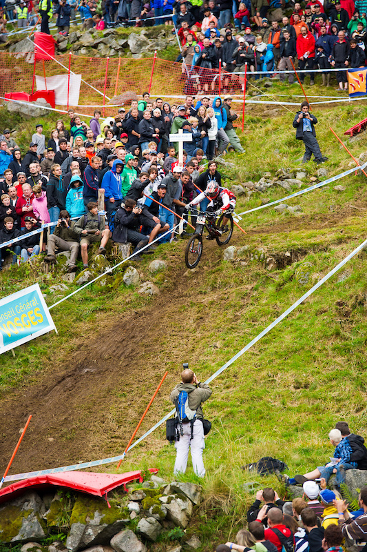 It s been a rough year for Minaar the win here in La Bresse was a welcome won and just offset the sting of Aaron Gwin sealing the deal on the World Cup over all win.