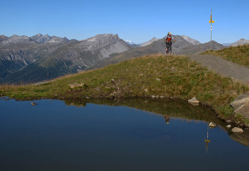 Artsy time out on the Jakobshorn trail