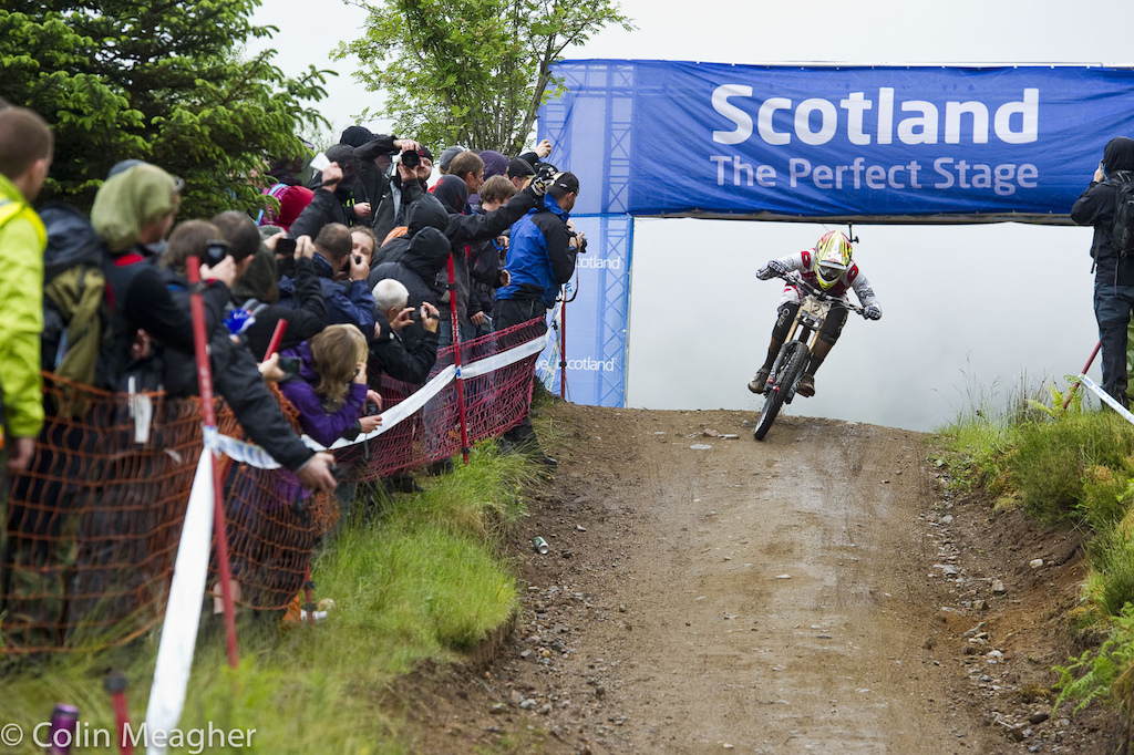 Greg Minnaar has owned this mountain in times past. Bit not today. Minnaar finished .067 seconds back.