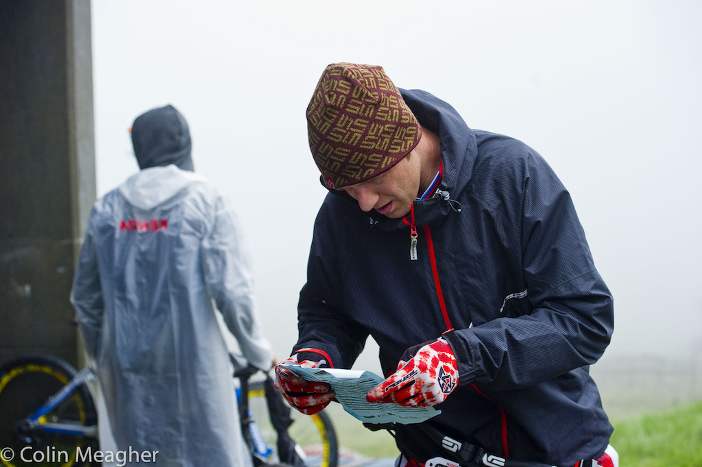 Steve Peat checking his start time.